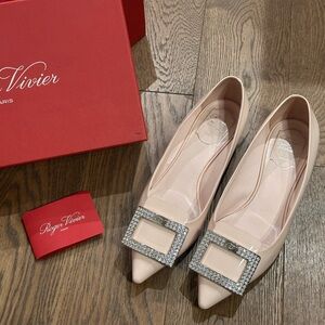 Roger Vivier Blush Pink Crystal-Embellished Pointed Toe Flats